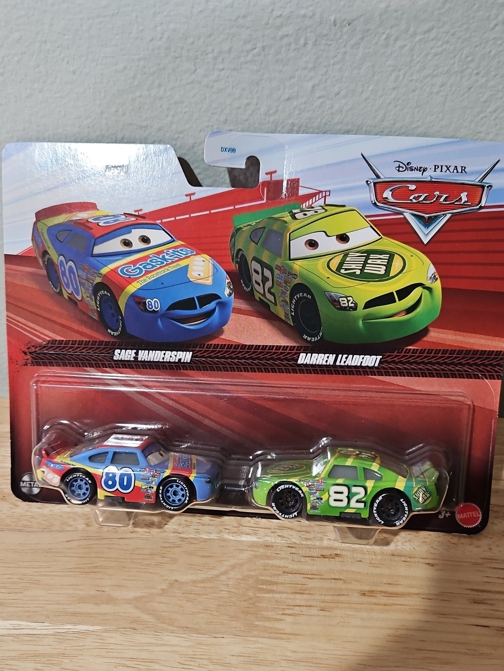Disney Pixar Cars Sage Vanderspin & Darren Leadfoot 2-Pack Diecast New